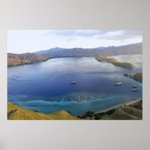 Poster Cove em Komodo