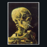 Poster Crânio com cigarro queimado, Van Gogh<br><div class="desc">Crânio com cigarro queimado,  inverno 1885-1886 Vincent Van Gogh (1853-1890) Esta pintura feita ao estilo impressionista por Van Gogh é de um crânio e ossos da parte superior dos ombros de um ser humano. Nos crânios a boca é um cigarro em chamas. A pintura é feita sobre fundo preto.</div>