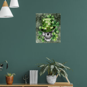 Poster Cranio Vívido com Ilustração de Chapéu Verde
