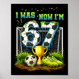 Poster crianças engraçadas de 7 anos de idade jogando fut
