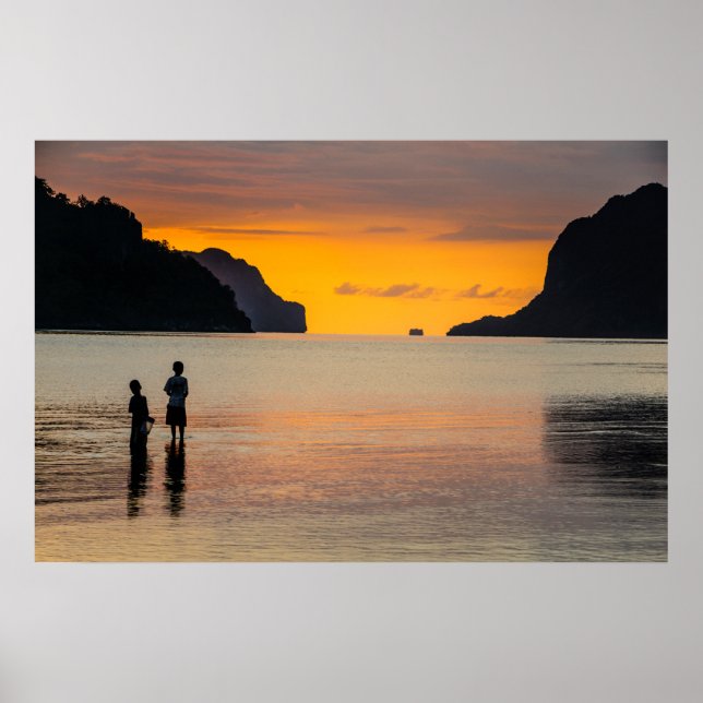 Poster Crianças Pescando Ao Pôr do Sol (Frente)