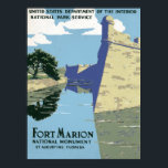 Poster de viagens vintage mostrando Fort Marion<br><div class="desc">poster de viagens vintage mostrando a vista de Fort Marion (Castillo de San Marcos),  Rua Augustine,  Flórida,  por volta de 1938.</div>