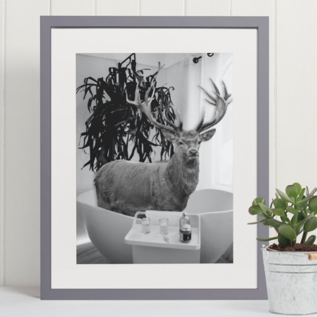 Poster Deer em Bathtub Black White Bathroom art (Criador carregado)