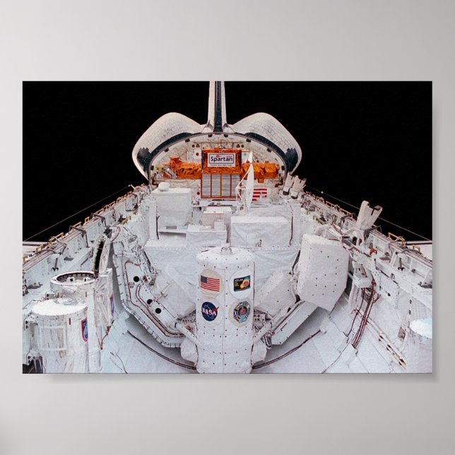 Poster Descoberta de Encerramento de Espaço (STS-56) (Frente)