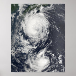 Póster Dois sistemas do tufão que aproximam o Extremo