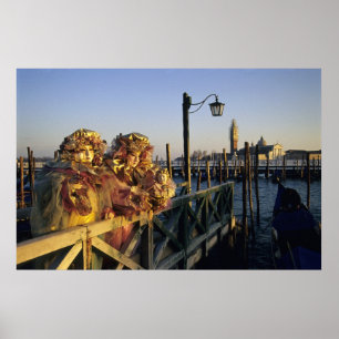 Poster Duas pessoas em máscaras do carnaval, Veneza