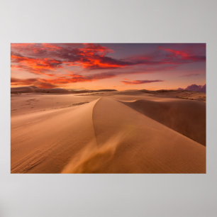 Poster Dunas de areia no deserto ao pôr do sol