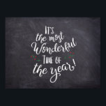 Poster É a época mais maravilhosa do Natal<br><div class="desc">É a citação da Época Mais Maravilhosa do Ano em um poster de impressão de fundo do quadro. Enquadre esta design de Natal de tipografia para as festas exibirem sobre o manto, na sua entrada, sala de estar, quarto, escritório etc. Apresentando uma tipografia moderna com um toque rústico, ilustração holandesa...</div>