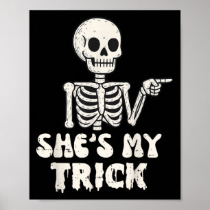 Poster Ela é a minha Casal de esqueleto de truques que co