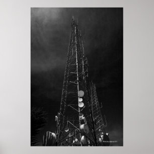 Poster elevado da escuridão