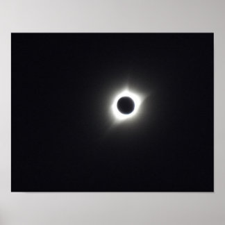 Póster Elipse solar total, céu escuro, coroa do sol
