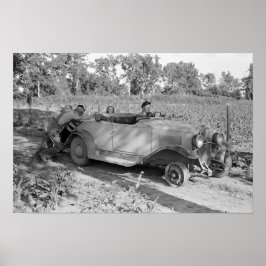 Póster Empurrando um carro, 1939. Foto antiga