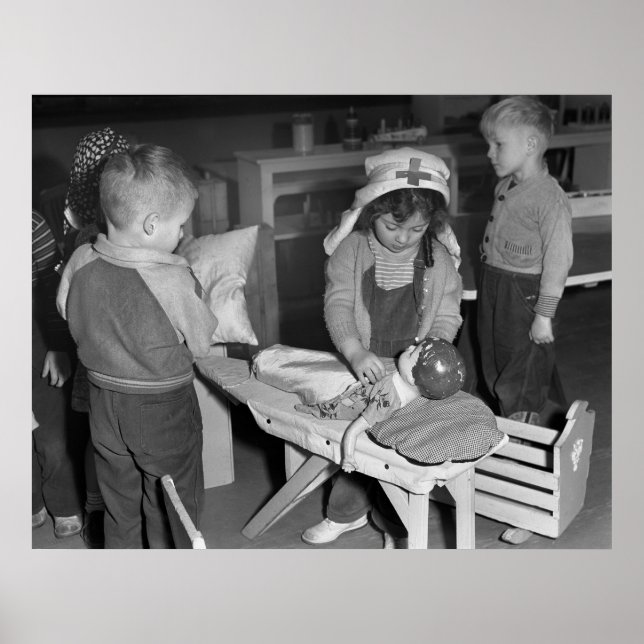 Poster Enfermeira em Treinamento, 1943 (Frente)