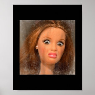 Poster Engraçado Boneca Cara-de-Cara