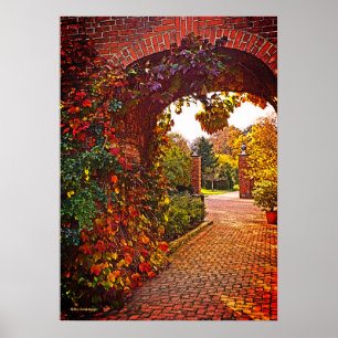 POSTER ENTRADA DE BRICK ARQUEADA, FOLIAGEM DE QUEDA, JARD