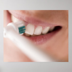 Poster Escova de dentes elétrica. Estes dispositivos têm