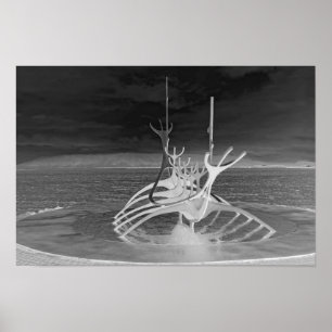 Póster Escultura Sun Voyager, Islândia, Preto e Branco Re