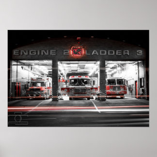 Póster Estação Engine 2 à noite - 19" x 13" (Matte)