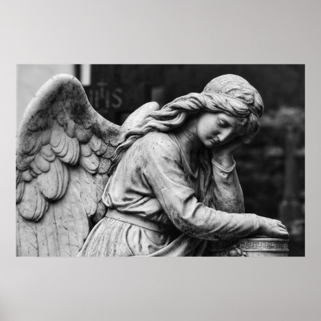 Poster Estátua de anjo preto e branco num cemitério Póste (Frente)