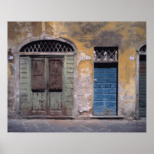 Póster Europa, Itália, Lucca. Estas velhas portas adicion