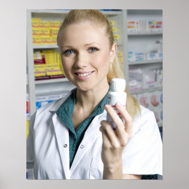Póster farmacêutico segurando garrafa de pílula, sorrindo (Frente)
