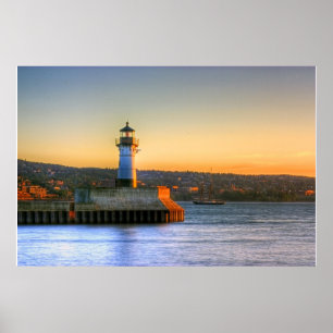 Poster Farol norte do cais com navio alto