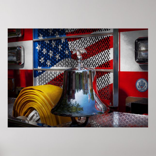 Póster Fireman - Vermelho Quente (Frente)