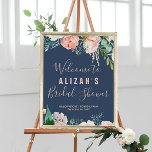 Poster Flores Românticas de Peônias Chás de panela Azuis<br><div class="desc">Este romântico de peônias floresce poster de boas-vindas chá de panela azul é perfeito para um chá de casamento elegante. O design floral apresenta flores brancas, cor-de-rosa-claro, cor de pêssego e branco em cascata, em um fundo azul-marinho. Personalize o poster com o nome da noiva a ser, e a data...</div>