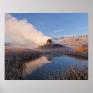 Poster Fly Geyser com Granite Range de cumes nevados