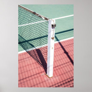 POSTER FOCO DE UM POSTO DE UM LADO DE UM TÊNIS