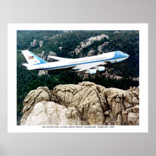 Poster Força Aérea Um Voando Sobre O Monte Rushmore