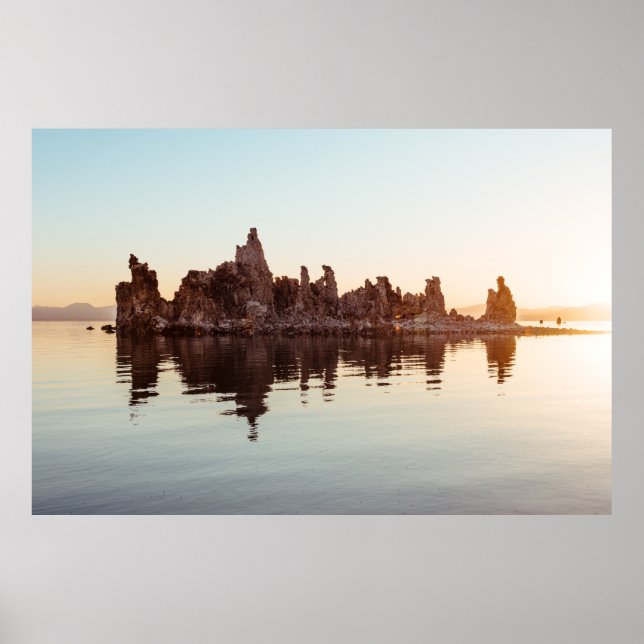 POSTER FORMAÇÕES TUFA NO LAGO MONO. (Frente)