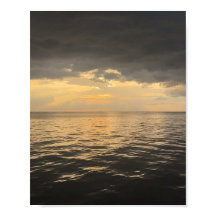 Fotografia da Reflexão do Pôr do Sol no Oceano - M