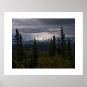 Póster Fotografia iluminada das montanhas