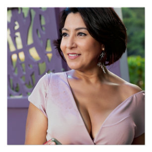 Póster Fotos Românticas e Naturais de um Casal Idoso Apai