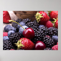Frutas De Verão Desagradáveis Numa Mesa De Madeira