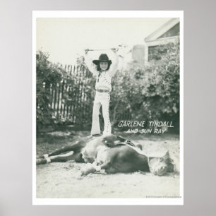 Poster Garlene Tindall que está em um cavalo do truque