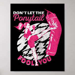 Poster Garota de Kickboxing Muay Thai Não Deixe a Trança