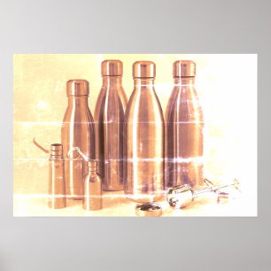 Poster Garrafa de água de aço marrom desbotada em uma par