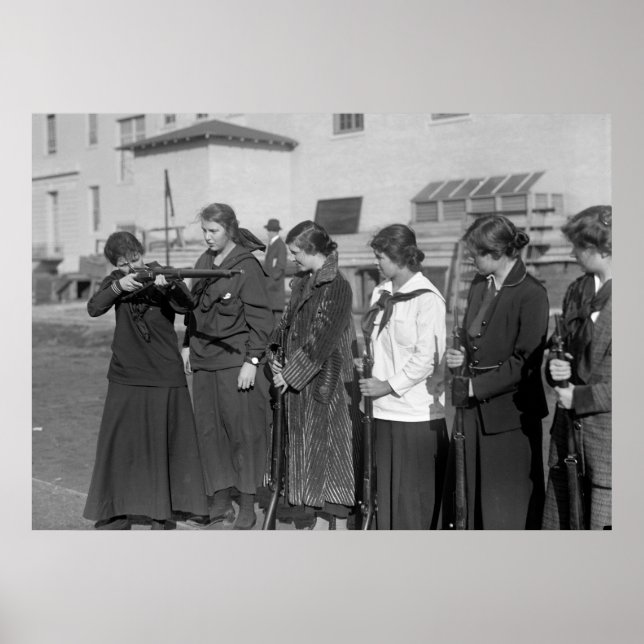 Póster Girls Rifle Team, 1916 (Frente)