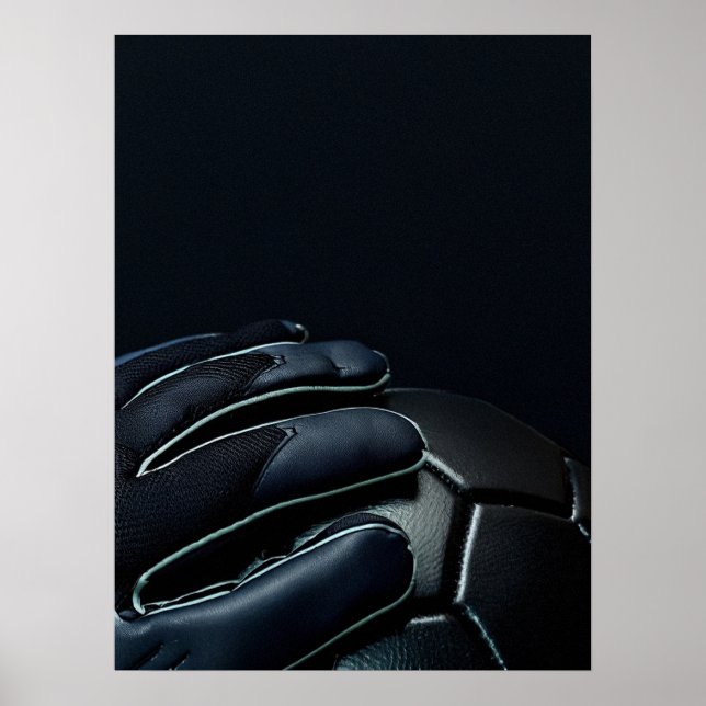 Poster Goalkeeper Gloves Dark Dramatic Close Up (Frente)