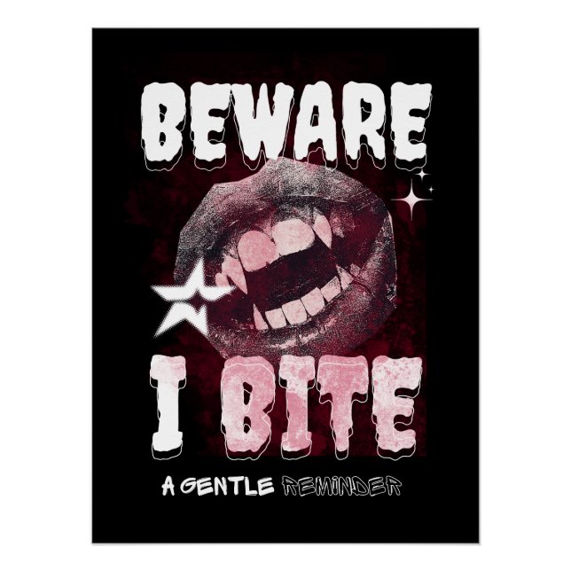 Póster Goth Vampire T-Shirt BEWARE I BITE | Spooky Fangs  (Frente)
