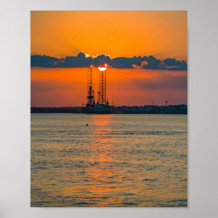 Poster Guindaste de Óleo Silhueta Pôr do Sol Baía de Pens