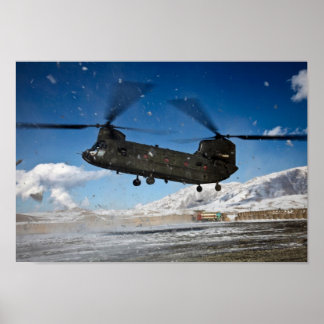 Póster Helicóptero Chinook na neve