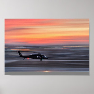 Poster Helicóptero preto do falcão UH-60