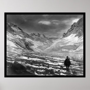 Poster Hiker no Vale do Monte Aconcagua no Chile 1915