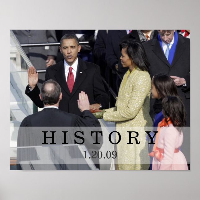 Poster HISTÓRIA: O Presidente Obama Sugurrando Na Cerimôn (Frente)