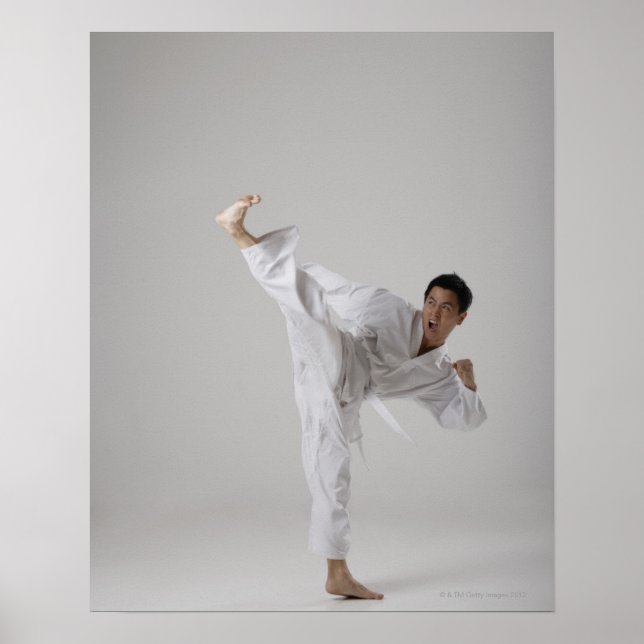 Poster Homem chutando alto no ar, artes marciais (Frente)