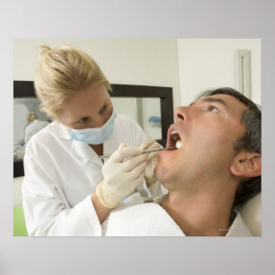 Poster Homem de exame do dentista fêmea