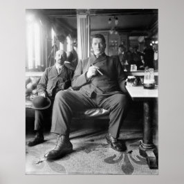 Póster Homem Gigante Bebendo Cerveja, 1910. Vintage Photo